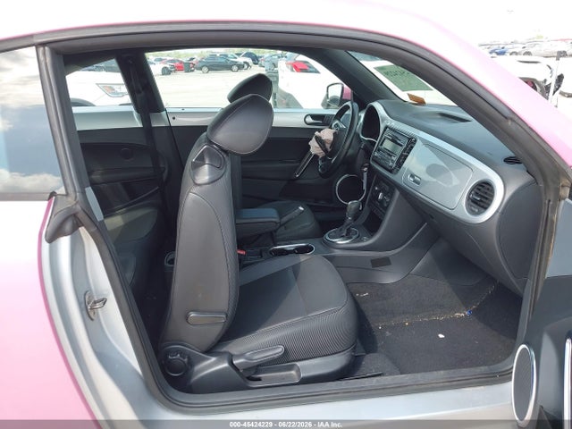 3VWJ17AT5EM639740 Volkswagen Beetle 1.8t