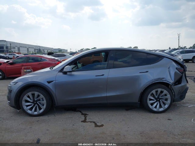 Продаж на аукціоні авто 2026 Tesla Model Y All-wheel Drive/long Range Launch Series/premium All-wheel Drive, vin: 7SAYGDEE0TA413181, номер лоту: 45424231