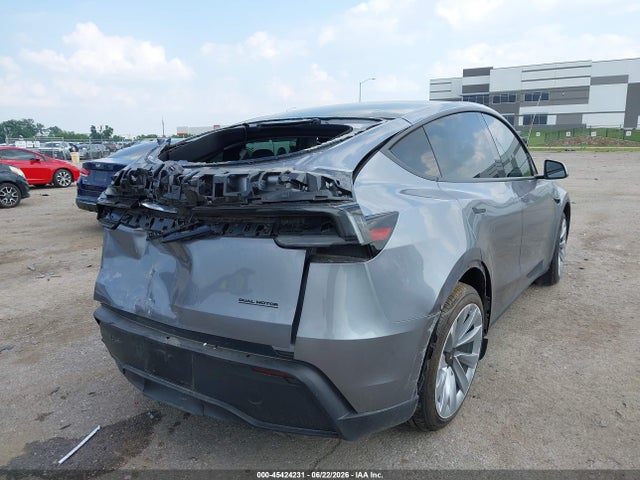Продаж на аукціоні авто 2026 Tesla Model Y All-wheel Drive/long Range Launch Series/premium All-wheel Drive, vin: 7SAYGDEE0TA413181, номер лоту: 45424231