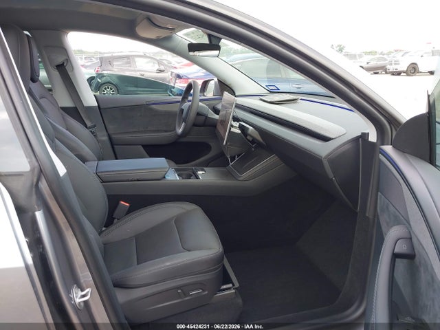 Продаж на аукціоні авто 2026 Tesla Model Y All-wheel Drive/long Range Launch Series/premium All-wheel Drive, vin: 7SAYGDEE0TA413181, номер лоту: 45424231