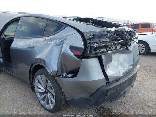 Продаж на аукціоні авто 2026 Tesla Model Y All-wheel Drive/long Range Launch Series/premium All-wheel Drive, vin: 7SAYGDEE0TA413181, номер лоту: 45424231