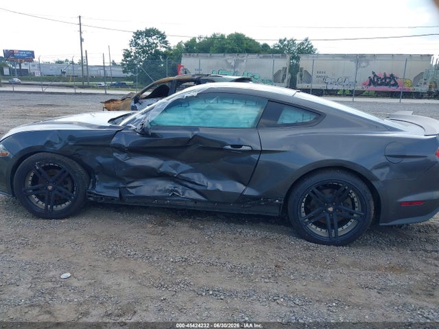 Продаж на аукціоні авто 2018 Ford Mustang Ecoboost, vin: 1FA6P8TH8J5118507, номер лоту: 45424232