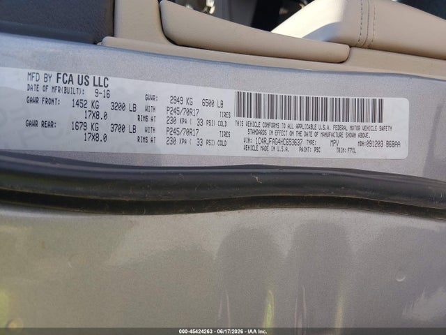 1C4RJFAG4HC653637 Jeep Grand Cherokee Laredo 4x4