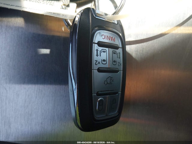 Chrysler Pacifica Touring 2017 2C4RC1DG4HR623294 Image 11