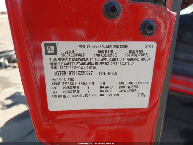 45424300 :رقم المزاد ، 1GTEK19T91Z230927 vin ، 2001 Gmc Sierra 1500 Sle مزاد بيع