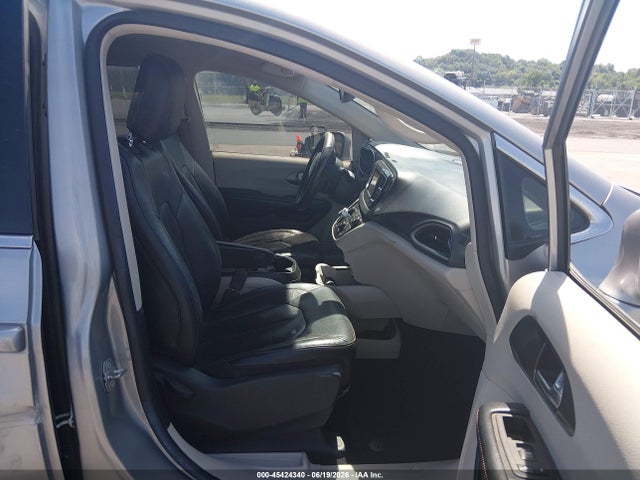 Aukcja sprzedaży 2020 Chrysler Pacifica Touring L, vin: 2C4RC1BG4LR113734, numer aukcji: 45424340