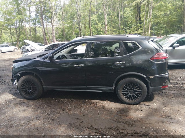 45424342 :رقم المزاد ، KNMAT2MT5KP556732 vin ، 2019 Nissan Rogue Sv مزاد بيع