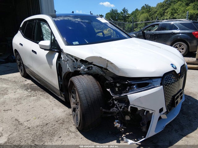 2025 Bmw Ix Xdrive50 მანქანა იყიდება აუქციონზე, vin: WB523CF05SCU31200, აუქციონის ნომერი: 45424350