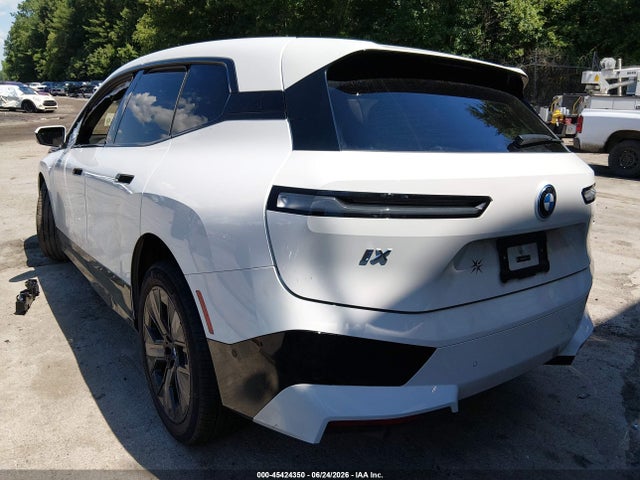 45424350 :رقم المزاد ، WB523CF05SCU31200 vin ، 2025 Bmw Ix Xdrive50 مزاد بيع