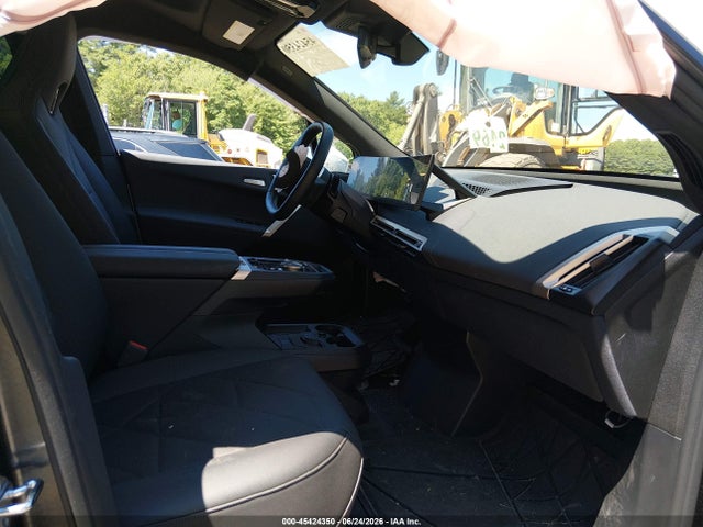 45424350 :رقم المزاد ، WB523CF05SCU31200 vin ، 2025 Bmw Ix Xdrive50 مزاد بيع