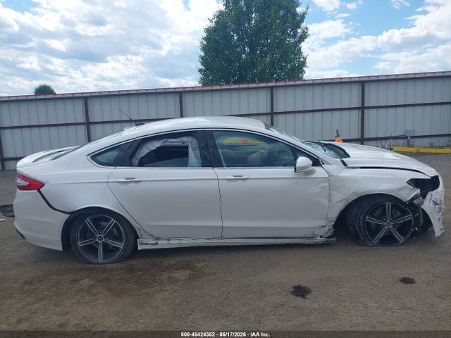 3FA6P0D94GR166651 Ford Fusion Titanium