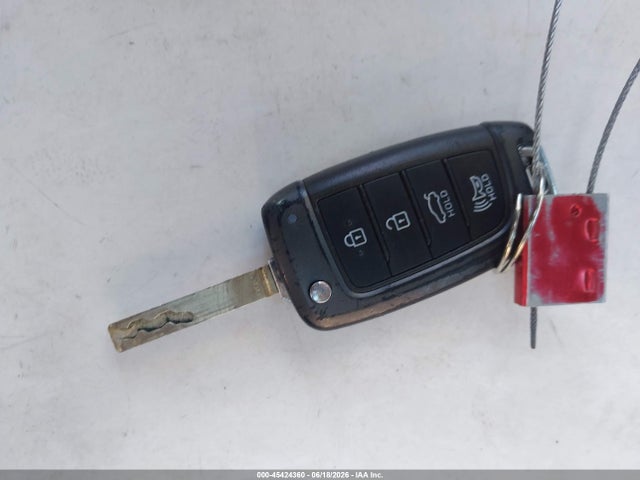 5NPEG4JA1NH133523 Hyundai SONATA SE