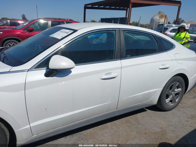 5NPEG4JA1NH133523 Hyundai SONATA SE