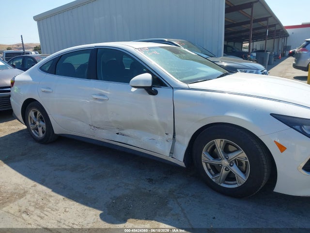 5NPEG4JA1NH133523 Hyundai SONATA SE