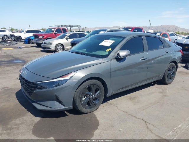 KMHLM4AJ3PU074172 Hyundai Elantra Hybrid Blue