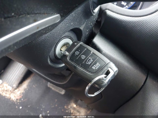 Продаж на аукціоні авто 2018 Hyundai Kona Se, vin: KM8K12AA1JU123563, номер лоту: 45424397