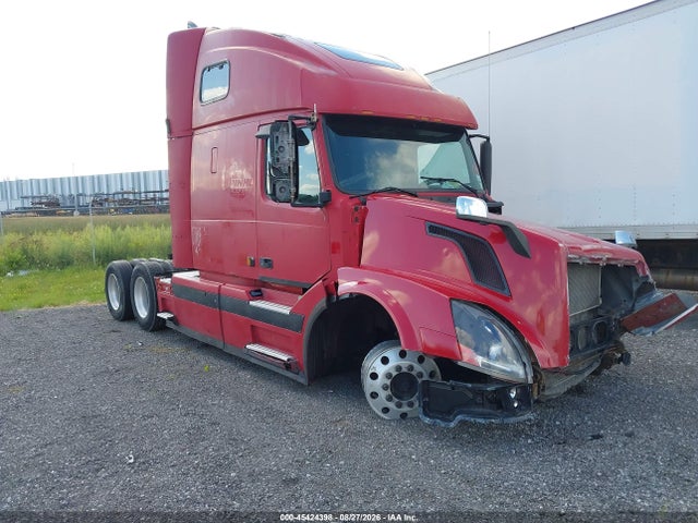 Продажа на аукционе авто 2004 Volvo Vn Vnl, vin: 4V4NC9TGX4N349593, номер лота: 45424398