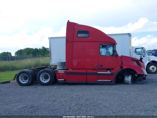 Продаж на аукціоні авто 2004 Volvo Vn Vnl, vin: 4V4NC9TGX4N349593, номер лоту: 45424398