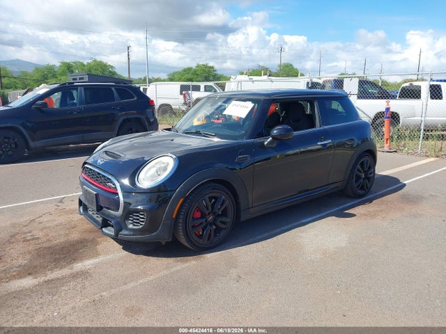 Mini Hardtop John Cooper Works 2016 WMWXM9C51GT997689 Image 2