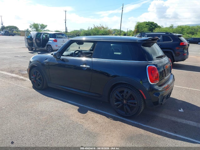 Mini Hardtop John Cooper Works 2016 WMWXM9C51GT997689 Image 3