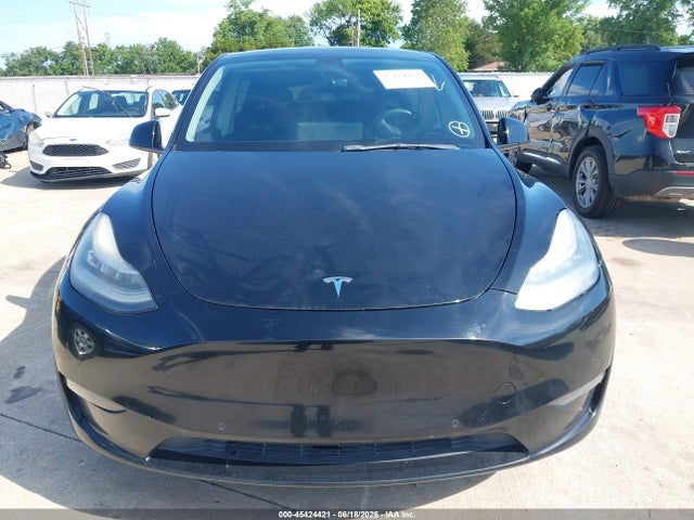 45424421 :رقم المزاد ، 5YJYGDEE1MF258528 vin ، 2021 Tesla Model Y Long Range Dual Motor All-wheel Drive مزاد بيع