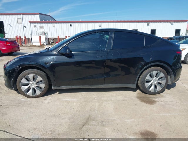 45424421 :رقم المزاد ، 5YJYGDEE1MF258528 vin ، 2021 Tesla Model Y Long Range Dual Motor All-wheel Drive مزاد بيع