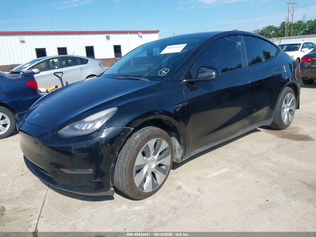 45424421 :رقم المزاد ، 5YJYGDEE1MF258528 vin ، 2021 Tesla Model Y Long Range Dual Motor All-wheel Drive مزاد بيع