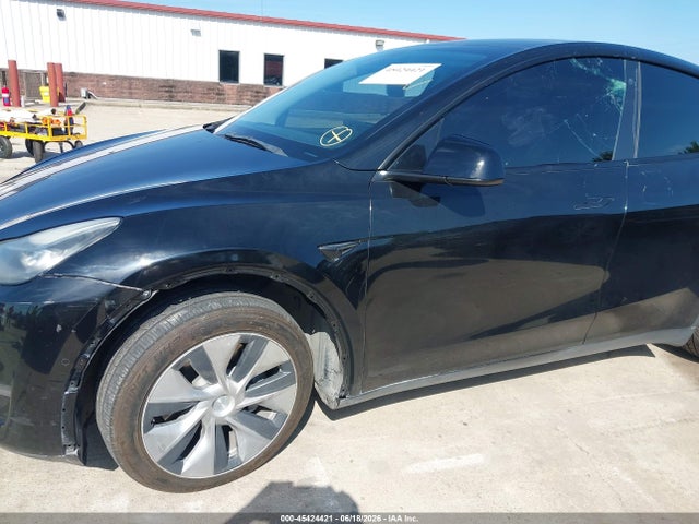 45424421 :رقم المزاد ، 5YJYGDEE1MF258528 vin ، 2021 Tesla Model Y Long Range Dual Motor All-wheel Drive مزاد بيع