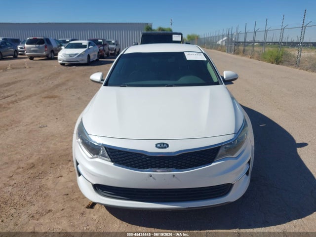 2018 Kia Optima Lx მანქანა იყიდება აუქციონზე, vin: 5XXGT4L32JG238290, აუქციონის ნომერი: 45424445