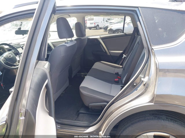 Toyota RAV4 LE 2015 JTMZFREV7FD069901 Image 8
