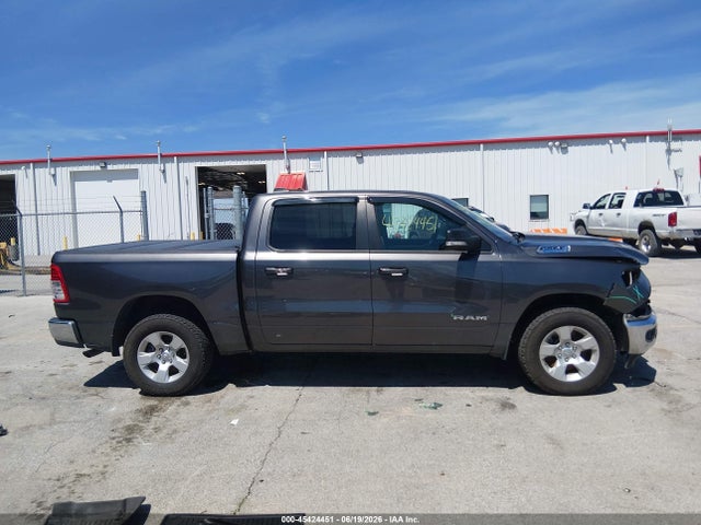 45424451 :رقم المزاد ، 1C6RRFFG7NN259266 vin ، 2022 Ram 1500 Big Horn  4x4 5'7 Box مزاد بيع