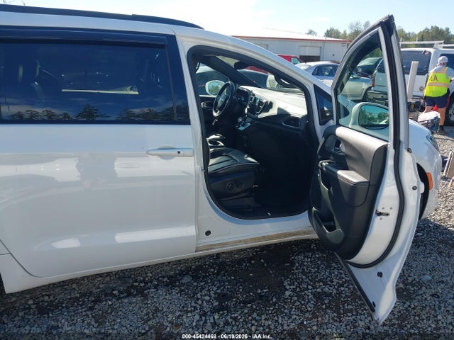 Aukcja sprzedaży 2018 Chrysler Pacifica Limited, vin: 2C4RC1GG8JR358350, numer aukcji: 45424468