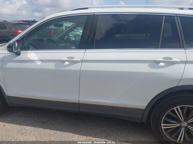 45424487 :رقم المزاد ، 3VV3B7AX4JM015581 vin ، 2018 Volkswagen Tiguan 2.0t Se/2.0t Sel مزاد بيع