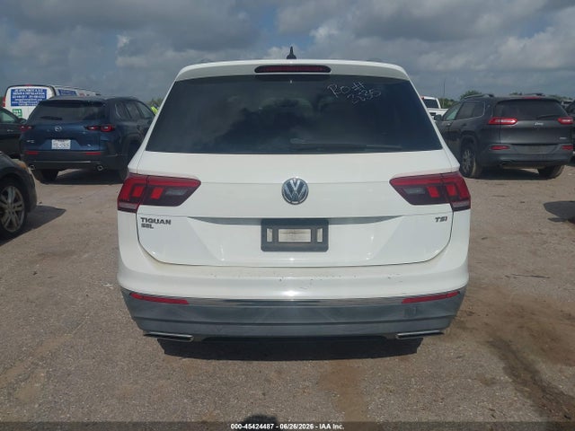 45424487 :رقم المزاد ، 3VV3B7AX4JM015581 vin ، 2018 Volkswagen Tiguan 2.0t Se/2.0t Sel مزاد بيع