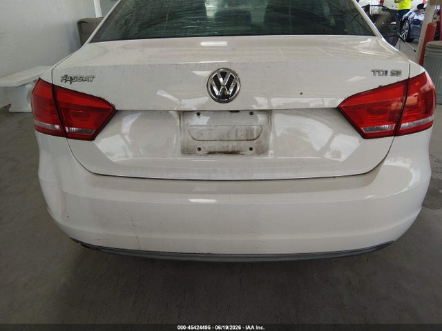 2014 Volkswagen Passat 2.0l Tdi Se მანქანა იყიდება აუქციონზე, vin: 1VWBN7A3XEC052802, აუქციონის ნომერი: 45424495