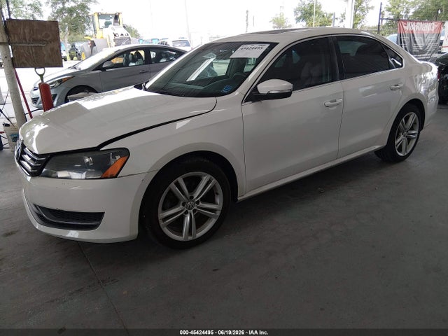 2014 Volkswagen Passat 2.0l Tdi Se მანქანა იყიდება აუქციონზე, vin: 1VWBN7A3XEC052802, აუქციონის ნომერი: 45424495