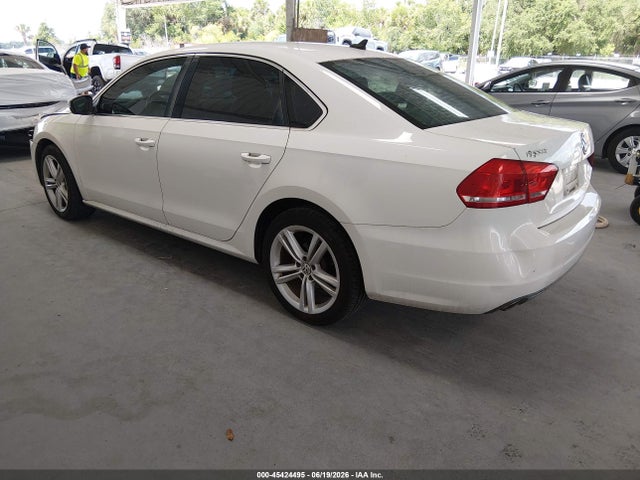 2014 Volkswagen Passat 2.0l Tdi Se მანქანა იყიდება აუქციონზე, vin: 1VWBN7A3XEC052802, აუქციონის ნომერი: 45424495