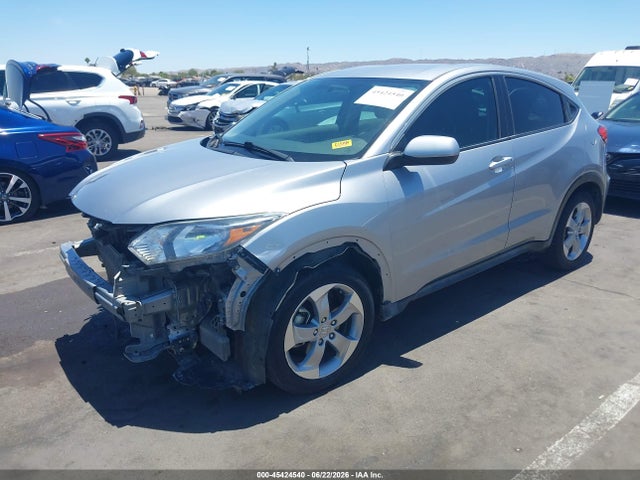 Honda HR-V LX 2017 3CZRU5H37HG706486 Image 2