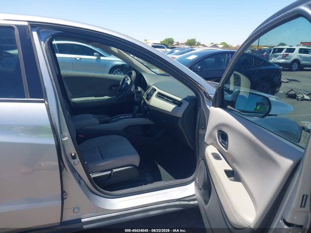 Honda HR-V LX 2017 3CZRU5H37HG706486 Image 5