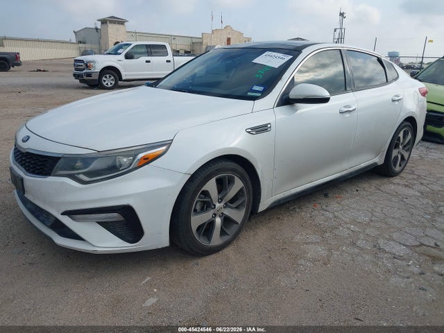 KIA Optima S 2019 5XXGT4L38KG374747 Image 2