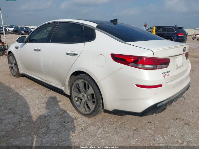 KIA Optima S 2019 5XXGT4L38KG374747 Image 3