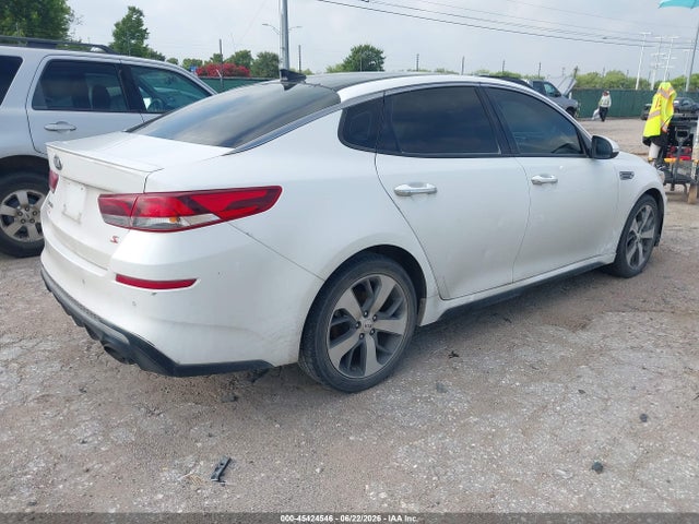 KIA Optima S 2019 5XXGT4L38KG374747 Image 4