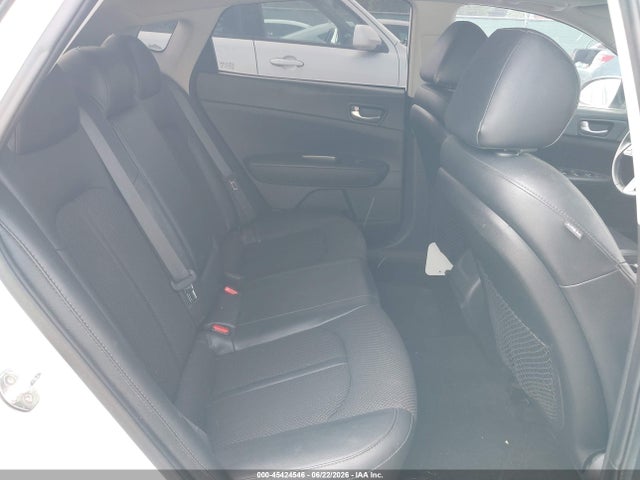 KIA Optima S 2019 5XXGT4L38KG374747 Image 8