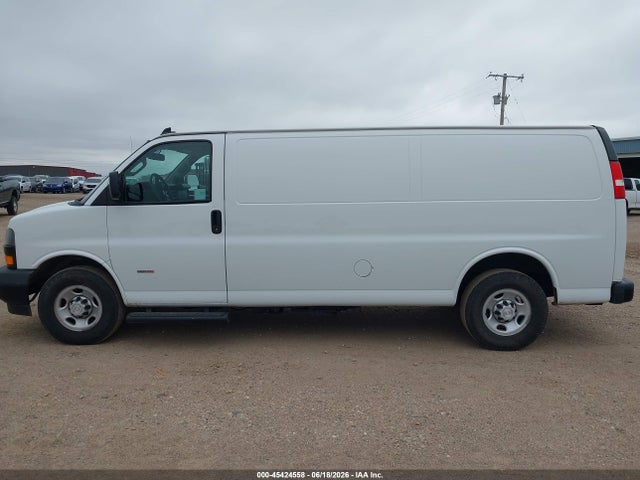 Chevrolet Express 2500 Work Van 2019 1GCWGBF13K1334246 Image 16