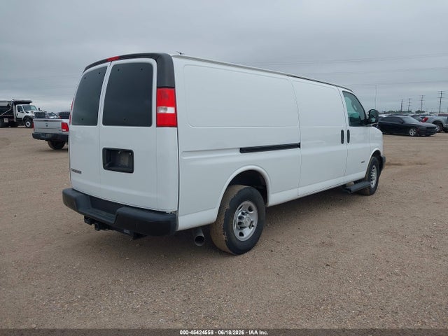 Chevrolet Express 2500 Work Van 2019 1GCWGBF13K1334246 Image 4
