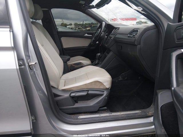 2020 Volkswagen Tiguan 2.0t Se/2.0t Se R-line Black/2.0t Sel მანქანა იყიდება აუქციონზე, vin: 3VV3B7AX8LM145561, აუქციონის ნომერი: 45424575
