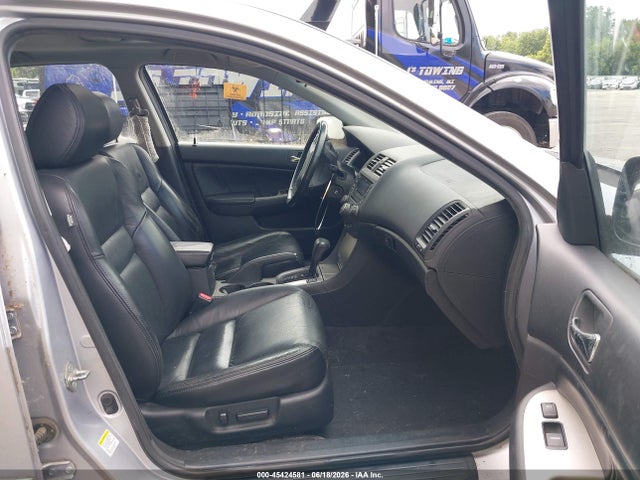 Auction sale of the 2005 Honda Accord 3.0 Ex, vin: 1HGCM66515A011406, lot number: 45424581