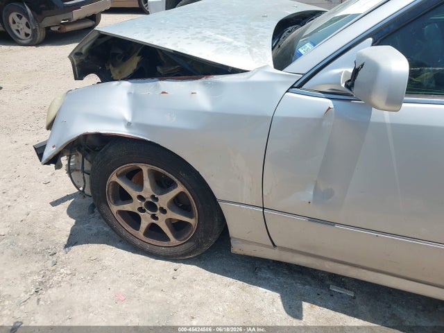 45424586 :رقم المزاد ، JT8BD68SXX0072418 vin ، 1999 Lexus Gs 300 مزاد بيع