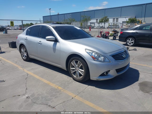 45424630 :رقم المزاد ، JN1CV6AP9DM305821 vin ، 2013 Infiniti G37 Journey مزاد بيع