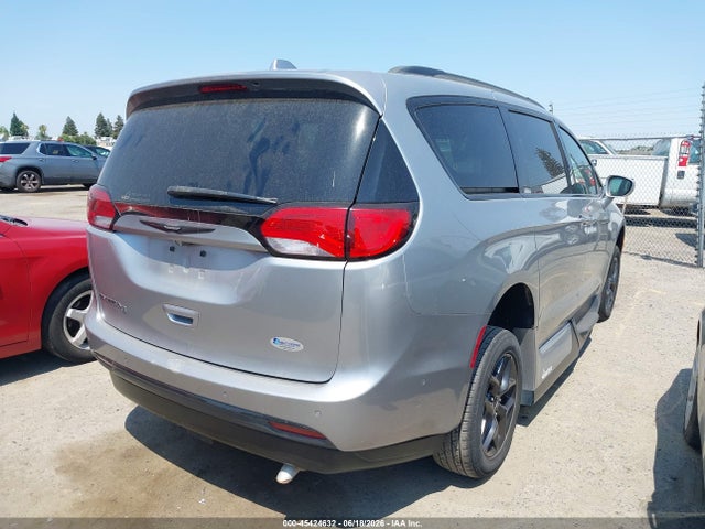 Chrysler Pacifica Touring L Plus 2018 2C4RC1EG6JR330503 Image 4